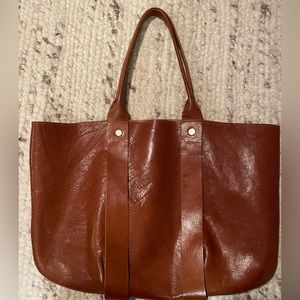 Clare V La Tropizienne in Miel